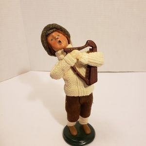 BYERS CHOICE- IRISH BOY WEARING FISHERMAN SWEATER AND HOLDING HARP